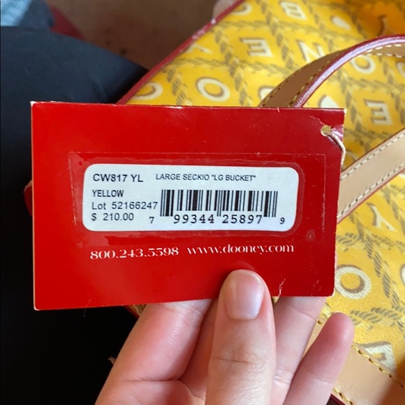 Yellow D&G Large Seckio Bucket Purse - Picture 3 of 3